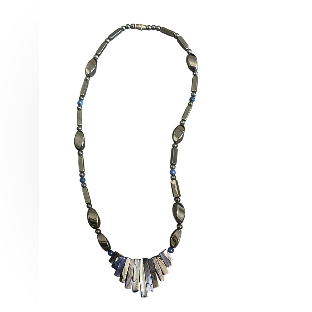 Chic Silver and Blue Beaded Necklace
